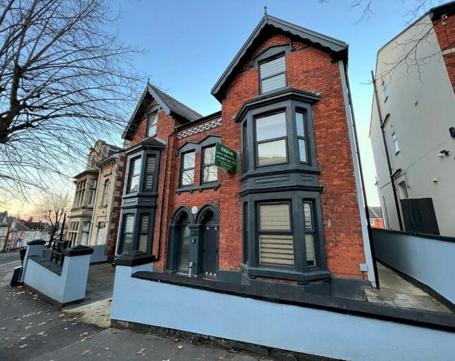 1 Bedroom Flat To Rent In Victoria Road, Swindon, SN1