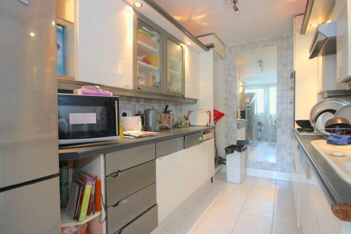 4 Bedroom Flat To Rent In Woodhall, Robert Street, NW1