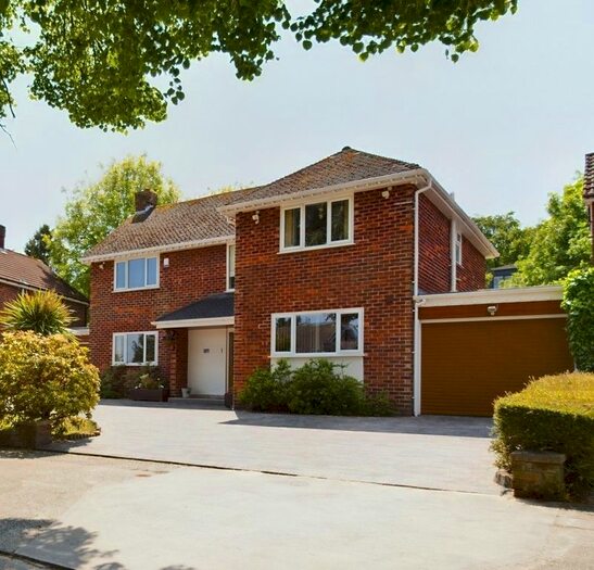 4 Bedroom Detached House For Sale In Rockbourne Avenue, Woolton, Liverpool., L25