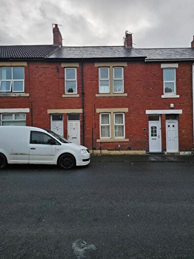 2 Bedroom Flat To Rent In Berwick Terrace, North Shields, Tyne & Wear, NE29