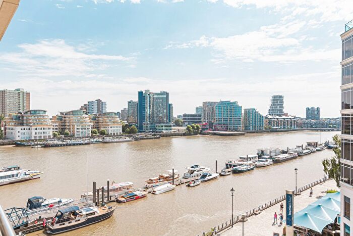 2 Bedroom Flat For Sale In Waterside Tower, The Boulevard, SW6