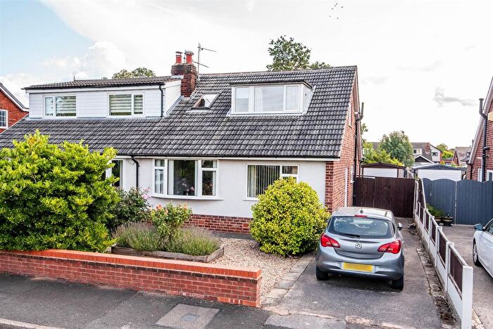 3 Bedroom Semi-Detached Bungalow For Sale In Liverpool Road, Walmer Bridge, Preston, PR4