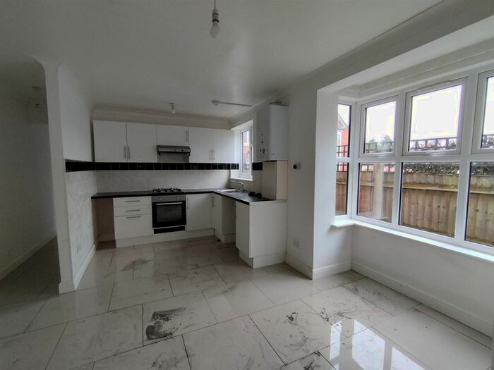 1 Bedroom Flat To Rent In Beeches Road, Rowley Regis, B65