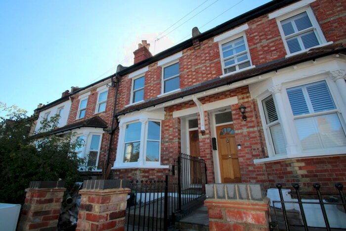 3 Bedroom Terraced House To Rent In Churchill Road, South Croydon, CR2