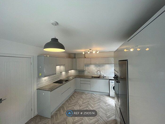 3 Bedroom Detached House To Rent In Doubledays, Cricklade, Swindon, SN6