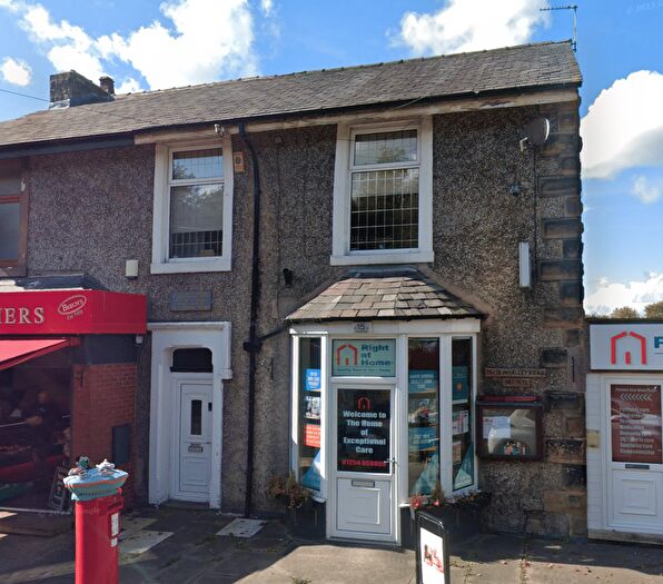 2 Bedroom Apartment To Rent In A Whalley Road, Wilpshire, BB1