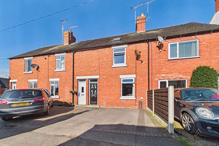 3 Bedroom Terraced House For Sale In Westhill, Uttoxeter, ST14