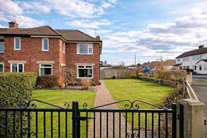 3 Bedroom Semi Detached House For Sale In Milner Road, Wirral, CH60