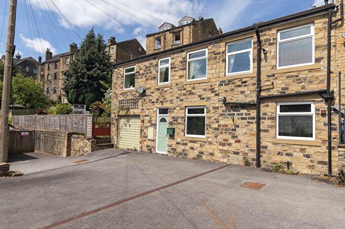 3 Bedroom End Of Terrace House For Sale In A Elland Road, Ripponden, HX6
