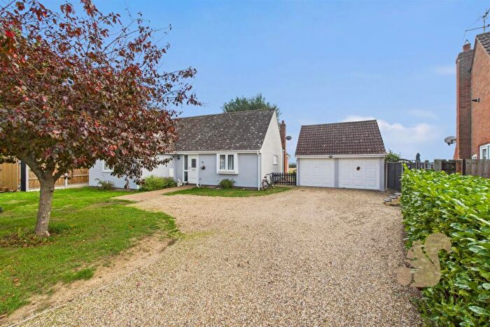 3 Bedroom House For Sale In Pyefleet View, Langenhoe, Colchester, CO5