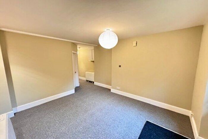 1 Bedroom Property To Rent In Victoria Road, Nottingham, NG4