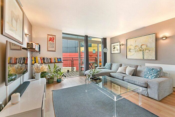 1 Bedroom Flat For Sale In Da Vinci Lodge, West Parkside, Greenwich, London, SE10