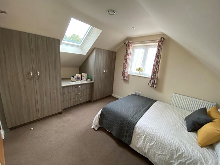 5 Bedroom Terraced House To Rent In Bed Student House // Aug, LN2