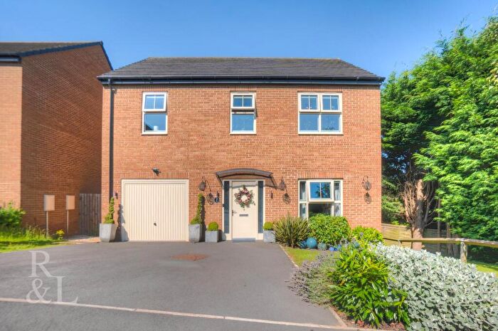 4 Bedroom Detached House For Sale In Tutbury Drive, Burton-upon-Trent, DE15