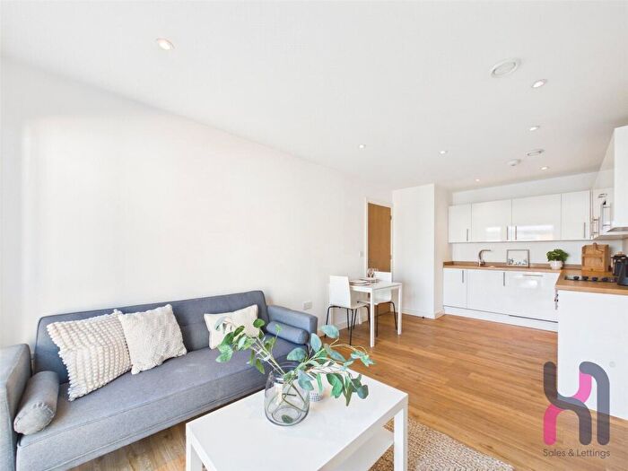 1 Bedroom Flat To Rent In Eastbank Tower, Great Ancoats Street, M4