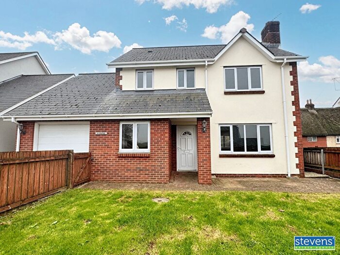 4 Bedroom Detached House For Sale In Bow, Crediton, Devon, EX17