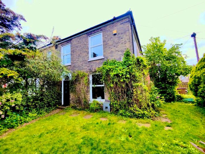 3 Bedroom End Of Terrace House To Rent In Earlham Road, Norwich, NR2