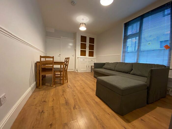 2 Bedroom Flat To Rent In Colum Road, Cathays, CF10