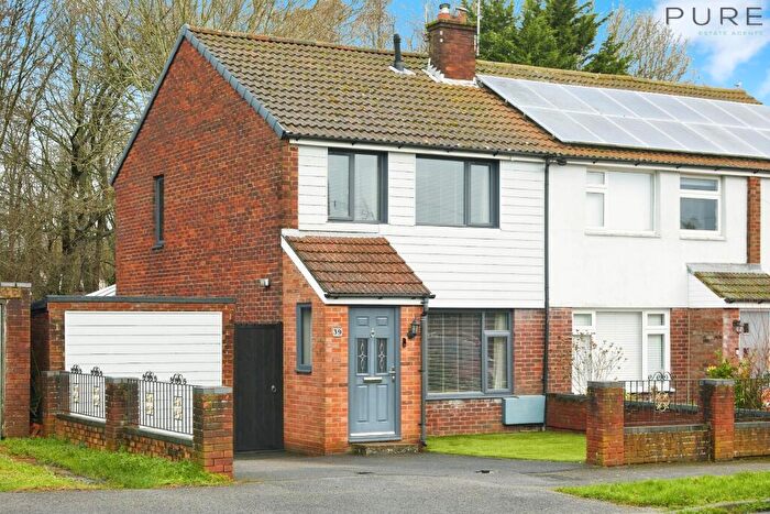 3 Bedroom Semi-Detached House For Sale In Megan Road, West End, Southampton, SO30