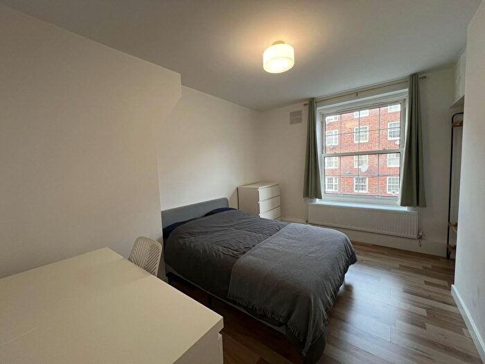 2 Bedroom Flat To Rent In Martin House, London, SE1