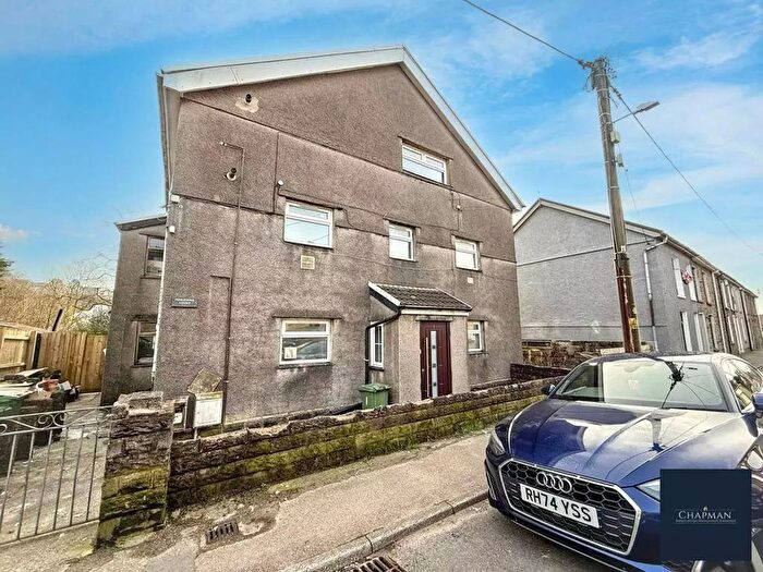 2 Bedroom Flat For Sale In Penrhiwfer Road, Tonyrefail, CF39