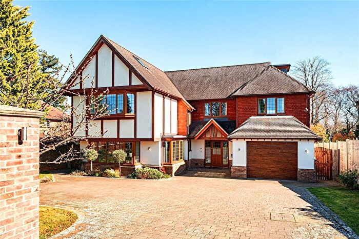 7 Bedroom Detached House For Sale In Groveside, Great Bookham, KT23