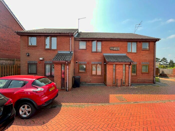 1 Bedroom Flat To Rent In Pine Court, Cemetery Road, Stourbridge, West Midlands, DY9