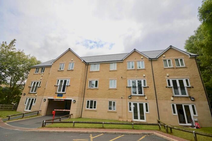 2 Bedroom Flat To Rent In Green Moor Heights, Stocksbridge, S36