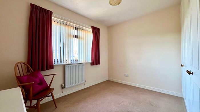4 Bedroom Detached House For Sale In Toms Close, Chard, Somerset, TA20