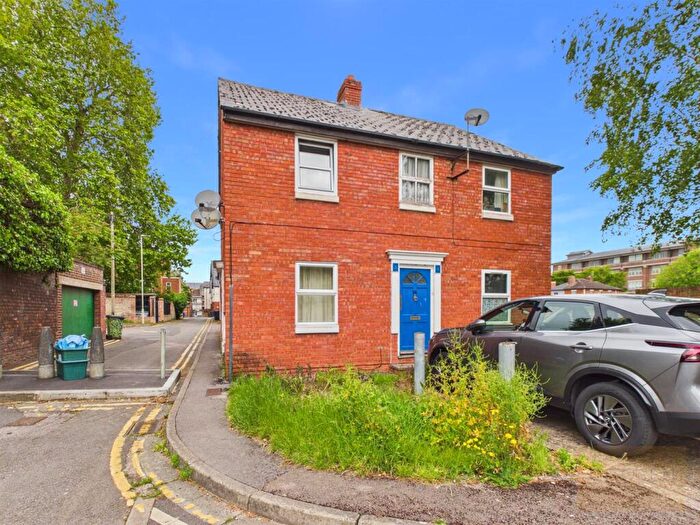 1 Bedroom Flat To Rent In Norfolk Street, Gloucester, GL1
