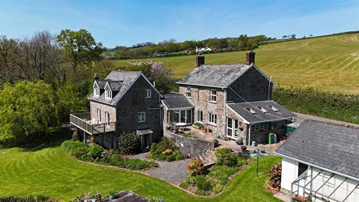 5 Bedroom Detached House For Sale In Littleham, Bideford, EX39