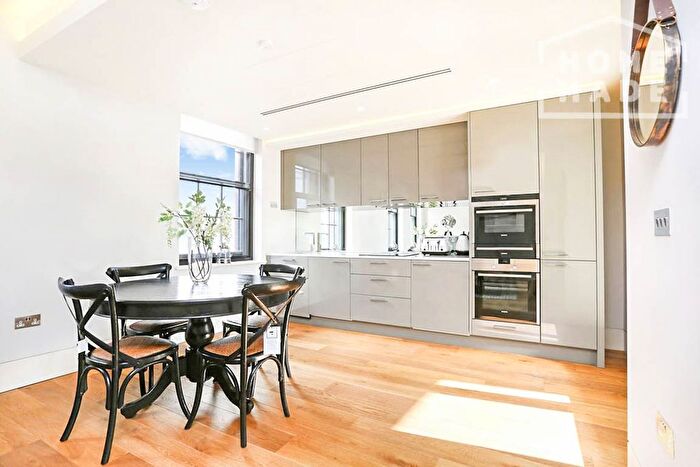 2 Bedroom Flat To Rent In Paramount House, Soho, W1F