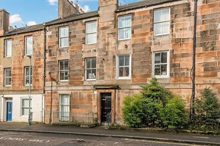 1 Bedroom Flat For Sale In Prince Regent Street, Leith, Edinburgh, EH6