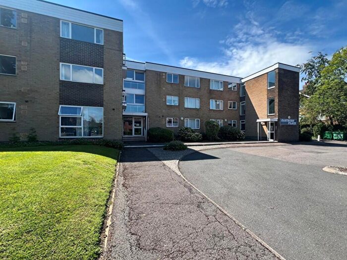2 Bedroom Flat To Rent In Eastbury Place, Northwood, HA6