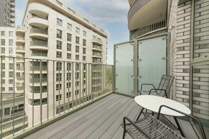 2 Bedroom Flat To Rent In Green Street, North Acton, NW10