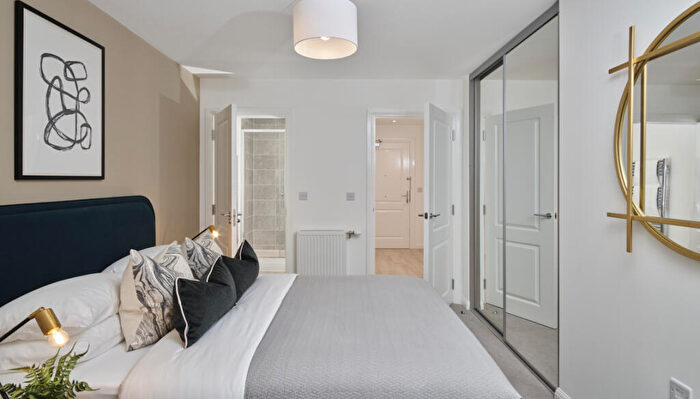 2 Bedroom Apartment For Sale In Copperhouse Green Lowfield Street Dartford, DA1