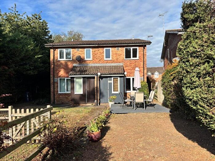 1 Bedroom House For Sale In Penn Road, Datchet, Slough, SL3