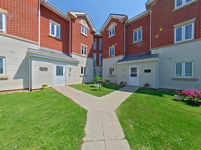 2 Bedroom Flat To Rent In Heritage Way, Hardway, Gosport, PO12