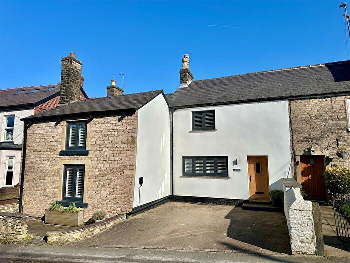 4 Bedroom End Terrace House For Sale In Buxton Old Road, Disley, Stockport, SK12