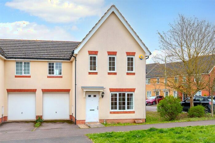 3 Bedroom Semi-Detached House To Rent In Jersey Drive, Winnersh, Wokingham, Berkshire, RG41