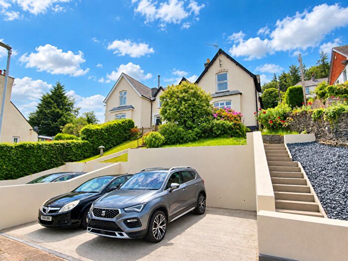 3 Bedroom Cottage For Sale In Westgate Terrace, Launceston, PL15