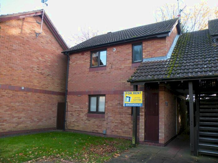 1 Bedroom Flat To Rent In Swallowfield, Werrington, Peterborough PE4