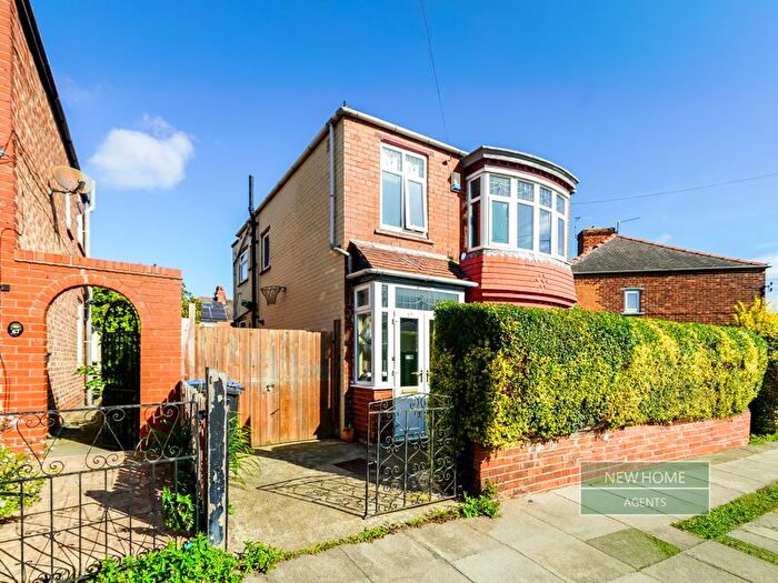 3 Bedroom Detached House For Sale In Rochester Road, Middlesbrough, TS5