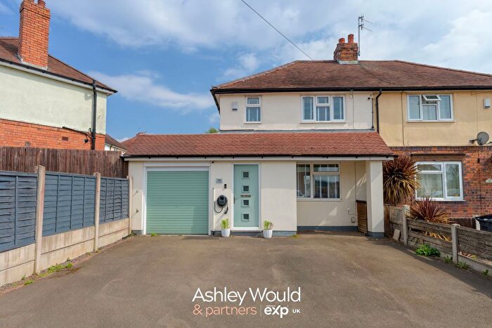 3 Bedroom Semi-Detached House For Sale In Manor Road, Stourbridge, DY8
