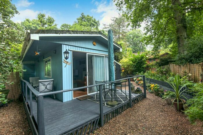 2 Bedroom Property For Sale In Brookside, Pathfinder Village, Exeter, Devon, EX6