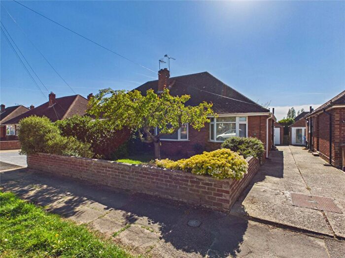 2 Bedroom Bungalow For Sale In Chesterfield Drive, Ipswich, Suffolk, IP1