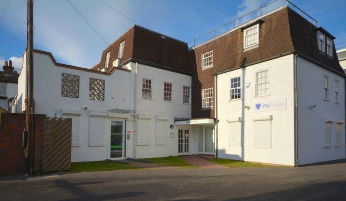 1 Bedroom Apartment To Rent In Marsham Way, Gerrards Cross, SL9