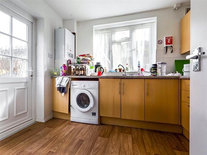 4 Bedroom Semi-Detached House To Rent In Lucraft Road, Brighton, East Sussex, BN2