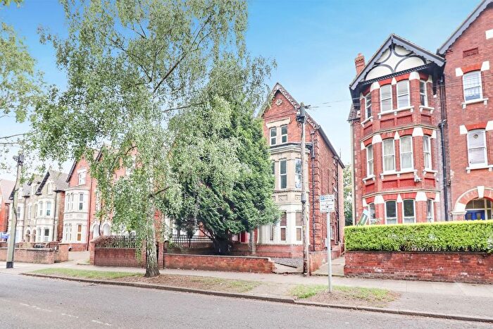 1 Bedroom Flat For Sale In Clapham Road, Bedford, MK41