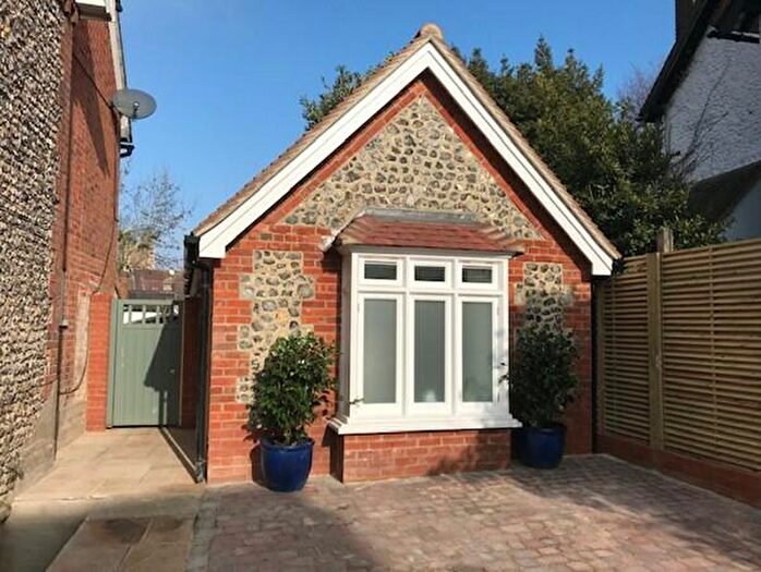 1 Bedroom Detached House To Rent In Epsom Road, Guildford, GU1